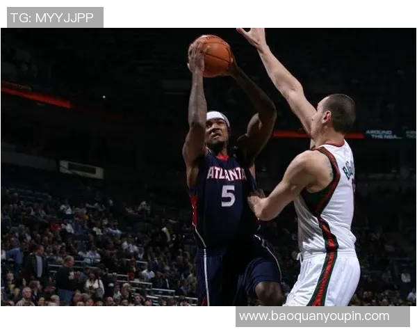 2017年NBA季后赛雄鹿与老鹰激战回顾与精彩瞬间分析