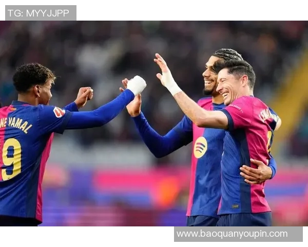 西甲双雄巴萨皇马悲喜剧收官，梅西C罗尽显王者风范